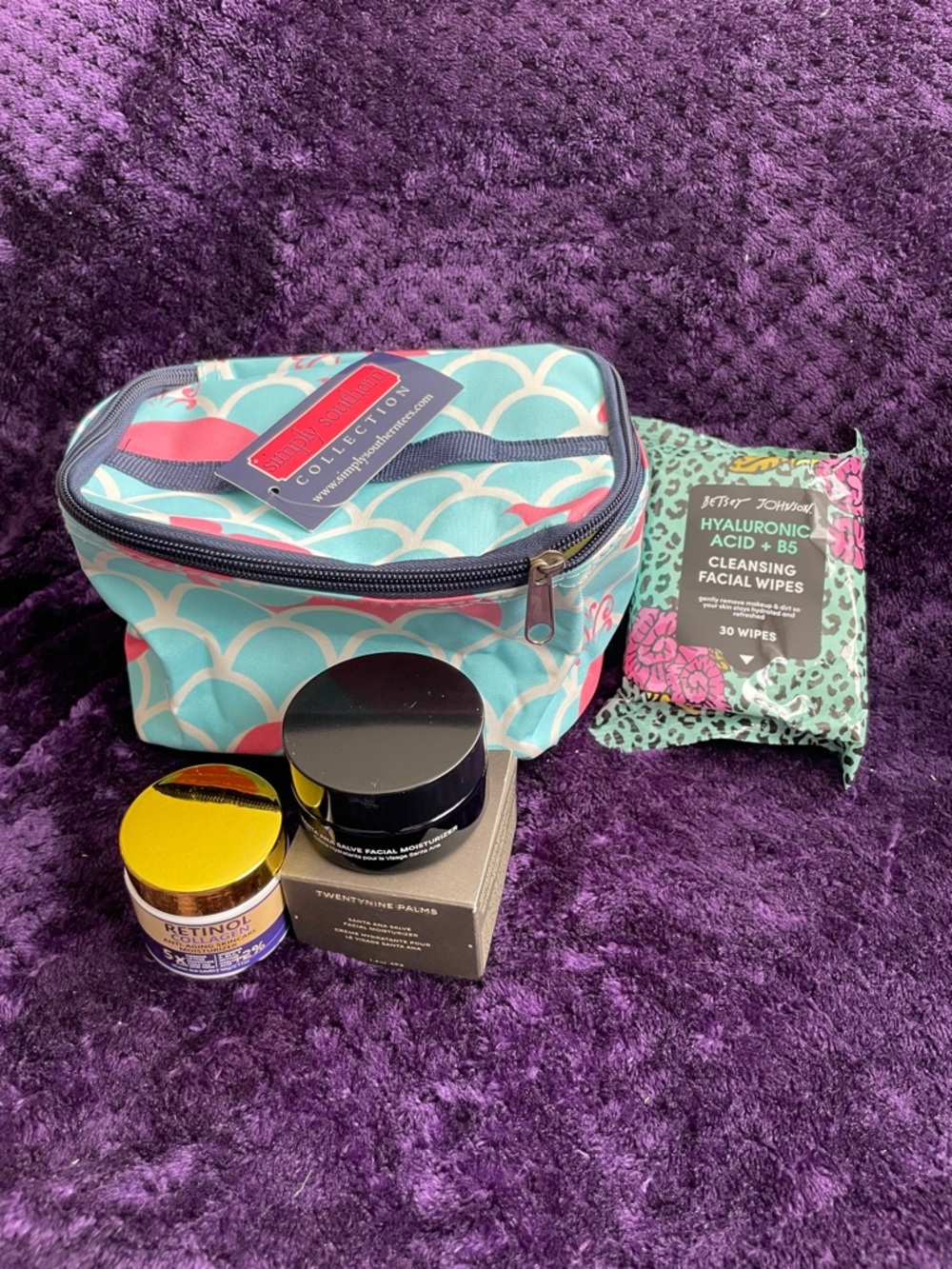The Crème Facial Moisturizer,Retinol Anti-Aging,Betsy Johnson Wipes, Beauty Bag